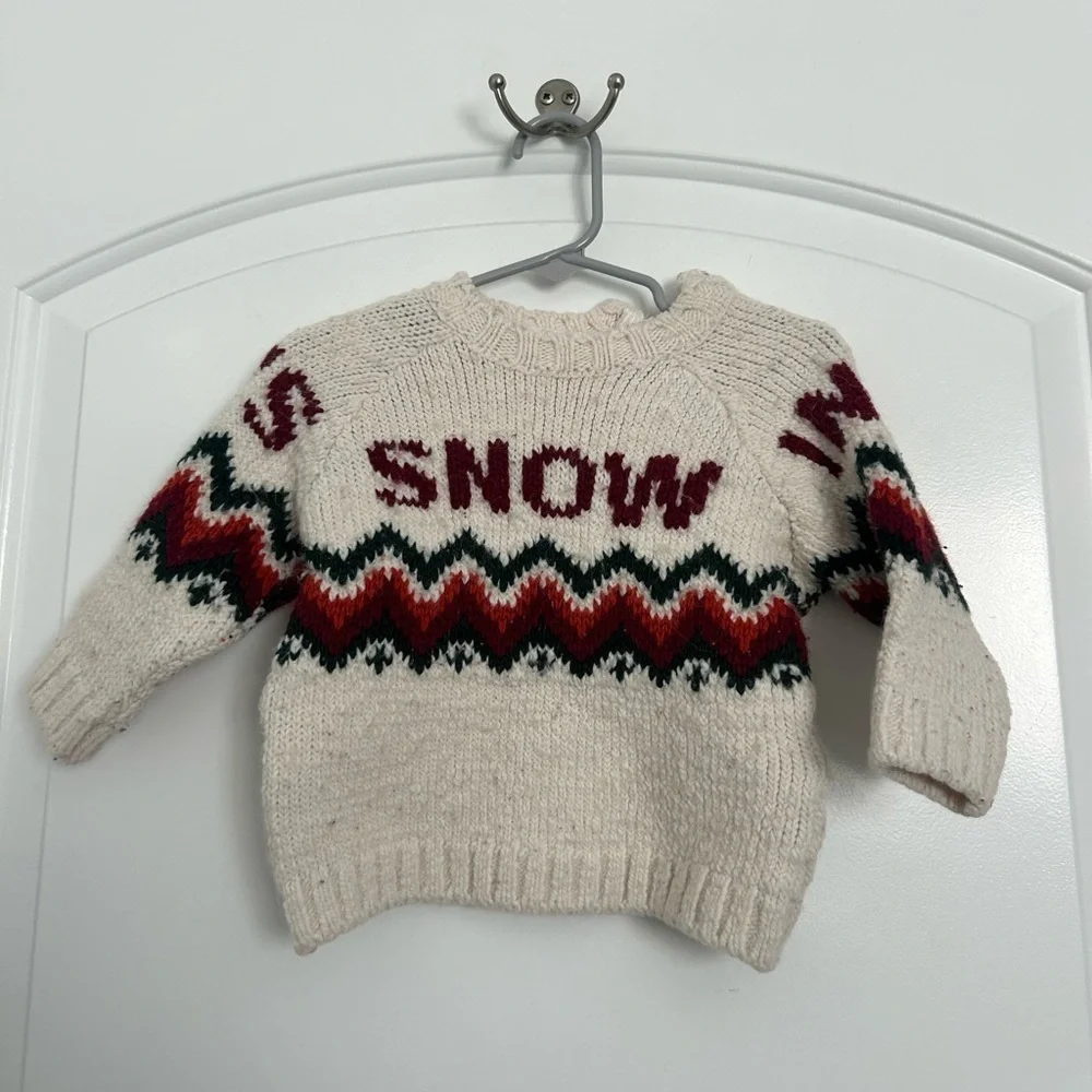 Zara Knit Snow White and Red Patterned  Embroidered Sweater Kids size 9-12 Month